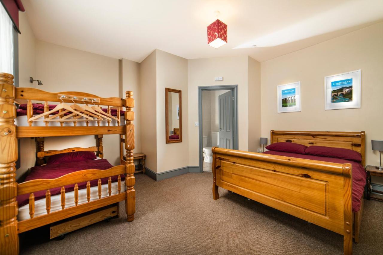 Llangollen Hostel Guest Rooms - No Dormitories - Self Catering Extérieur photo